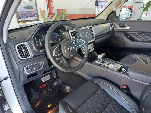 Imagen 13 de 19 de Great Wall Poer Super Luxury 4wd 8at