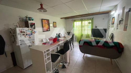Venta Casa 3 Dormitorios-av. Libertador-centenario