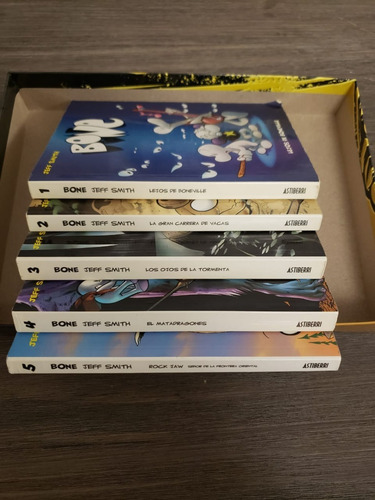 Comics/libros Bone 1-6 | Jeff Smith (Usado)