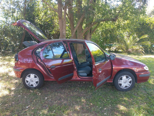 Renault Megane 1.6 Rt