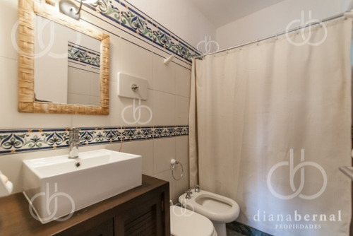 Casa De 3 Dormitorios En Mansa, Punta Del Este. - Ref: 41178