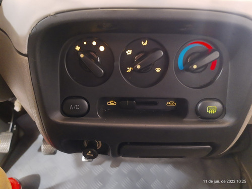 Imagem 12 de 15 de Hafei Minivan 7 Lugares
