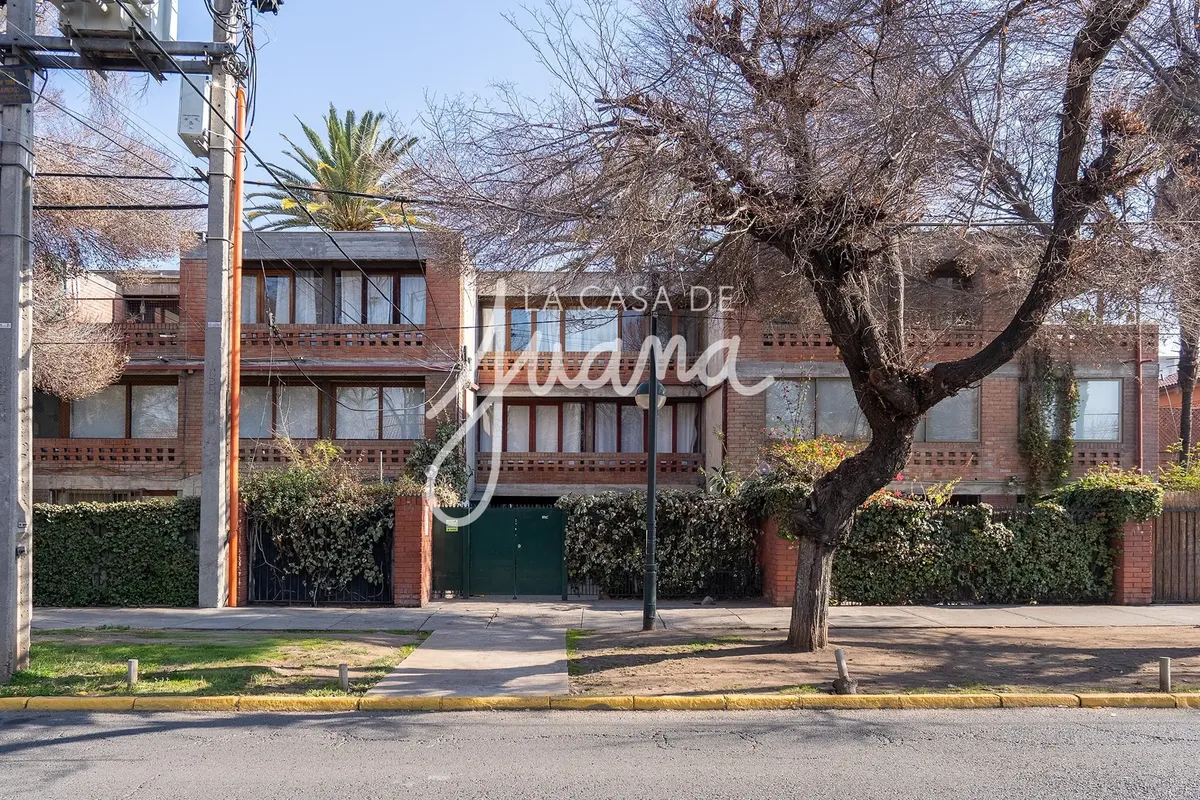Imagen 1 de 20 de Amplio Depto. Castillo Velasco Con Patio En Ñuñoa