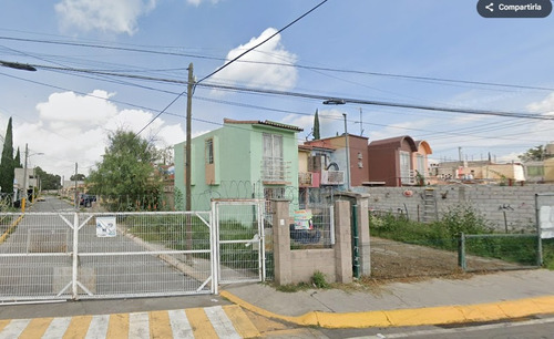 Amplia Casa Como Oportunidad De Inversión. Remate Seguro Bancario Sk11