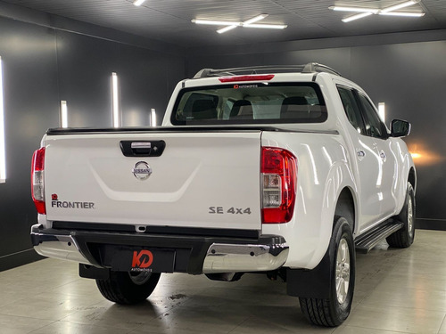 Imagem 6 de 15 de Nissan Frontier 2.3 Bi-turbo Se Cd 4x4 At Diesel 2017/20...