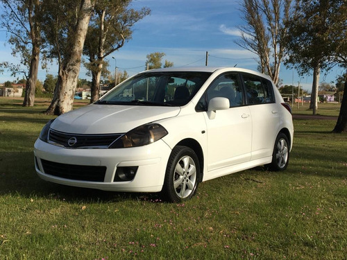 Nissan Tiida 1.8 Advance Sedan Mt 2012
