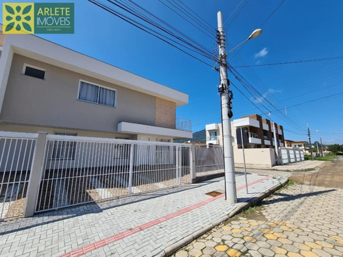 Imagem 9 de 15 de Casa No Bairro Perequê Em Porto Belo Sc - 2485