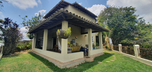 Casa En Venta, La Unión - El Hatillo