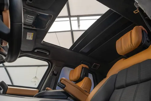 Land Rover Range Rover 5.0l Obiography At