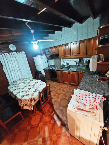 Departamento En Planta Alta De 4 Ambientes