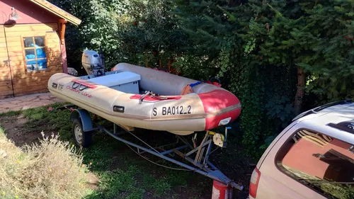 Semirrígido Sea Runner 4,30 Mts Eslora. Motor Honda 20 Cc.