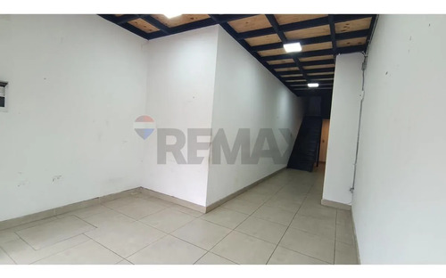 Local Comercial Calle Principal Talagante