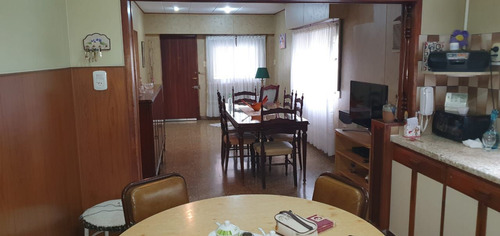 Casa En Venta En Lanús Oeste