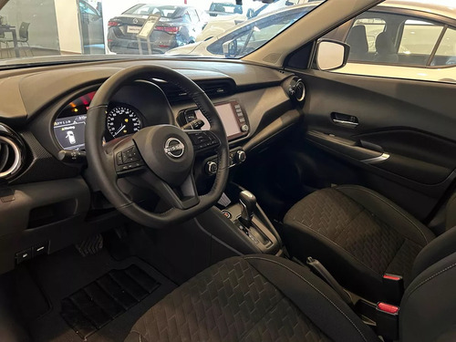 Nissan Kicks Advance Mt