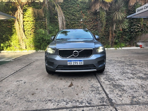 Imagen 2 de 13 de Xc40 Momentum T5 247hp Awd