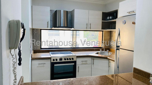 Apartamento En Alquiler En Los Naranjos De Las Mercedes. Sw Cod. 25-18428