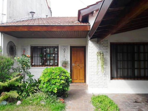 Imagen 2 de 11 de Chalet 3 Ambientes Centro Villa Ballester