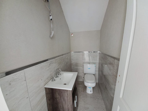 Imagen 11 de 28 de Casa En Venta En San Ramiro - Pilar Del Este