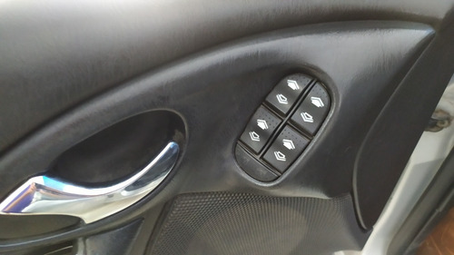 Imagen 15 de 18 de Ford Focus 2007 Ghia 1.8 Tdci