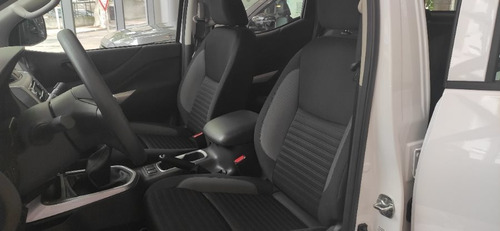 Imagen 3 de 9 de Nissan Frontier S 2.5 2022 0km