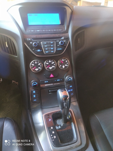 Imagen 5 de 15 de Hyundai Genesis 2014 3.8 Coupe 300cv 8at