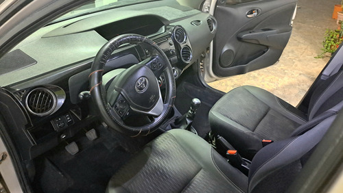 Toyota Etios 1.5 Xs