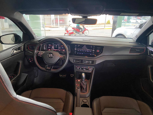 Imagem 8 de 12 de Volkswagen