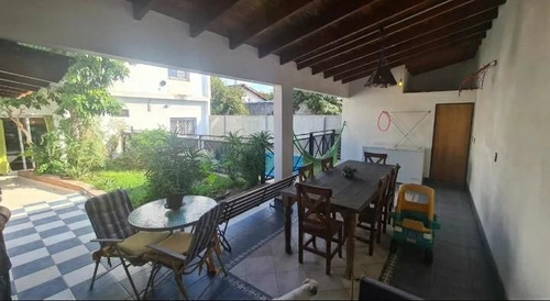 Imagen 3 de 13 de Excelente Ph 4 Ambientes Con Piscina Y Cochera