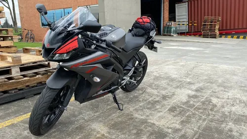 Yamaha R15 V3