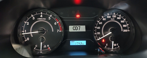 Toyota Hilux MLM DOBLE CABINA 4X2 GAS