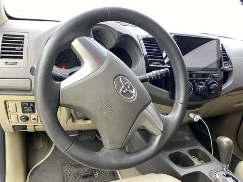 Toyota Fortuner 2.7 Urbana 4x2