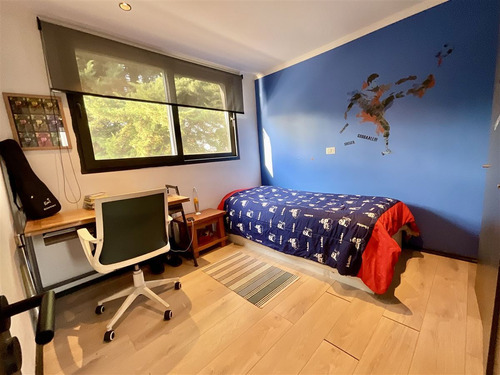 Casa En Venta De 4 Dorm. En Las Condes