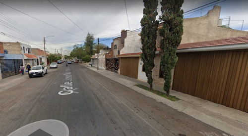 Imagen 2 de 8 de Casa En Guadalajara Jalisco Col San Rafael Clro*