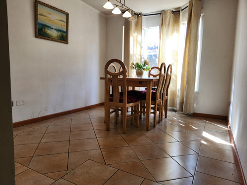 Casa Tres Pisos Amplios Espacios Buenaventura Quilicura.