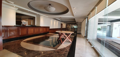 Imagen 10 de 30 de Lujoso Departamento En Venta En La Mejor Zona De La Ciudad D