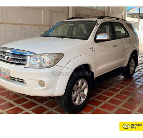 Toyota Fortuner 4x4 2011