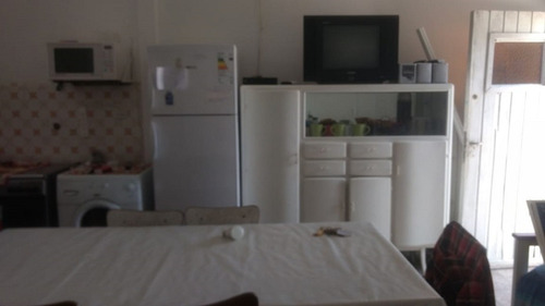 Imagen 1 de 7 de Casa De 3 Ambientes (140177)