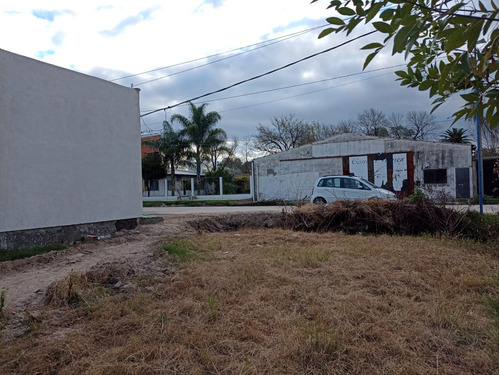 Imagen 3 de 9 de Vendo Terreno Único Dentro Del Casco Urbano De La Ciudad De Esquina°°°°°