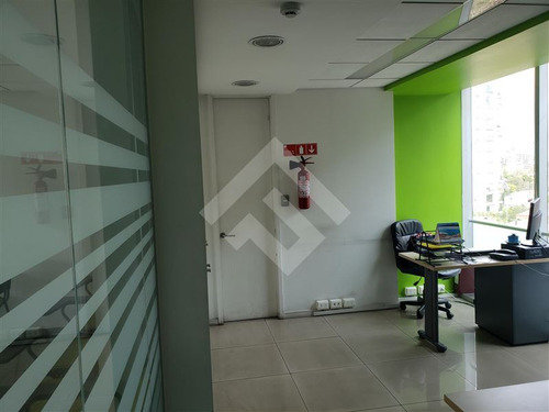 Oficina En Arriendo En Las Condes