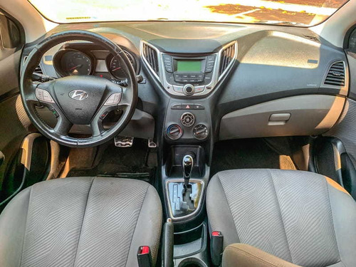 Imagem 8 de 10 de Hyundai Hb20x 1.6 Aut