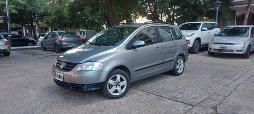 Volkswagen Suran 1.6 Highline 60e 