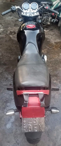 Imagen 17 de 18 de Suzuki Gs 500 E