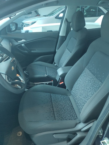 Imagen 11 de 17 de Chevrolet Tracker Turbo Ls 2023