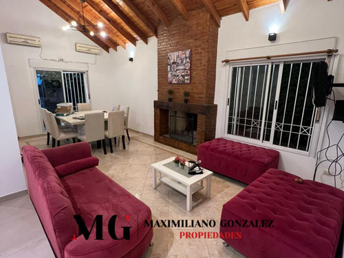 Casa En Venta Y Alquiler, 3 Ambientes - Barrio Parque El Trébol.