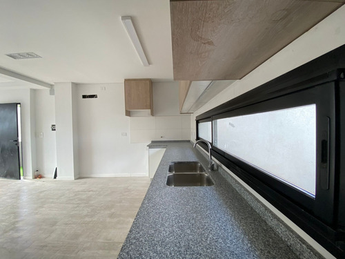 Venta Casa Housing - Nuevo Poeta Lugones - 2 Dorm