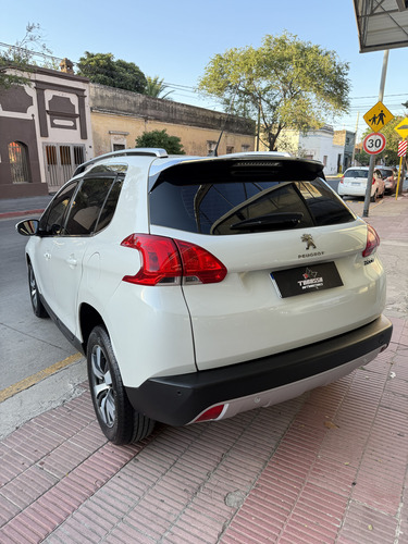 Peugeot 2008 1.6 Feline
