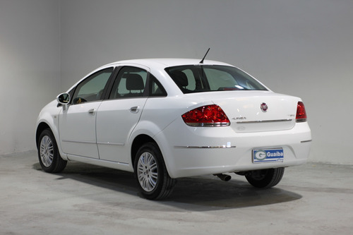 Fiat Linea 1.8 Essence 16v Flex 4p Manual