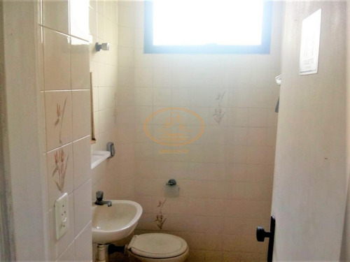 Sala Comercial Localizado(a) No Bairro Vila Mathias Em Santos / Santos - 6744