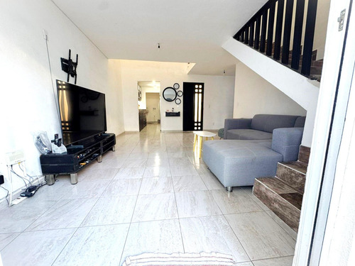 Renta Y Venta Casa Con Recámara En Pb, 3 De Mayo, Zapata Mor