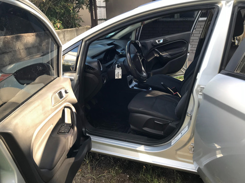 Ford Fiesta Kinetic Desing 4 Puerta Sedan